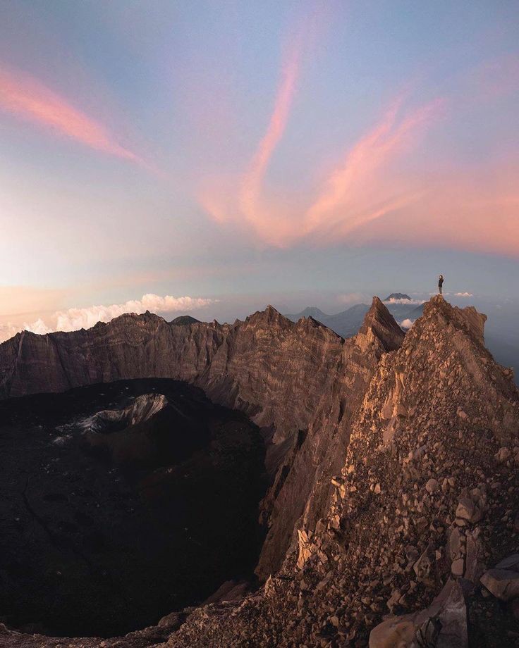 Hiking Gunung Raung